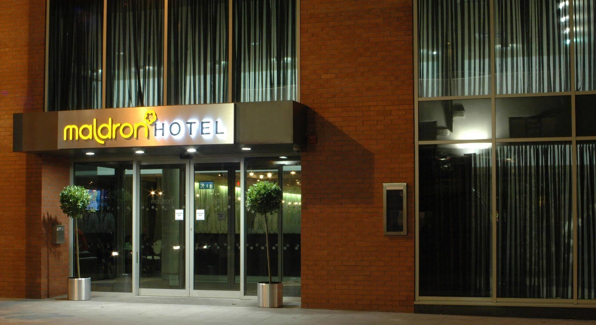Maldron Hotel Parnell Square Dublin Bagian luar foto