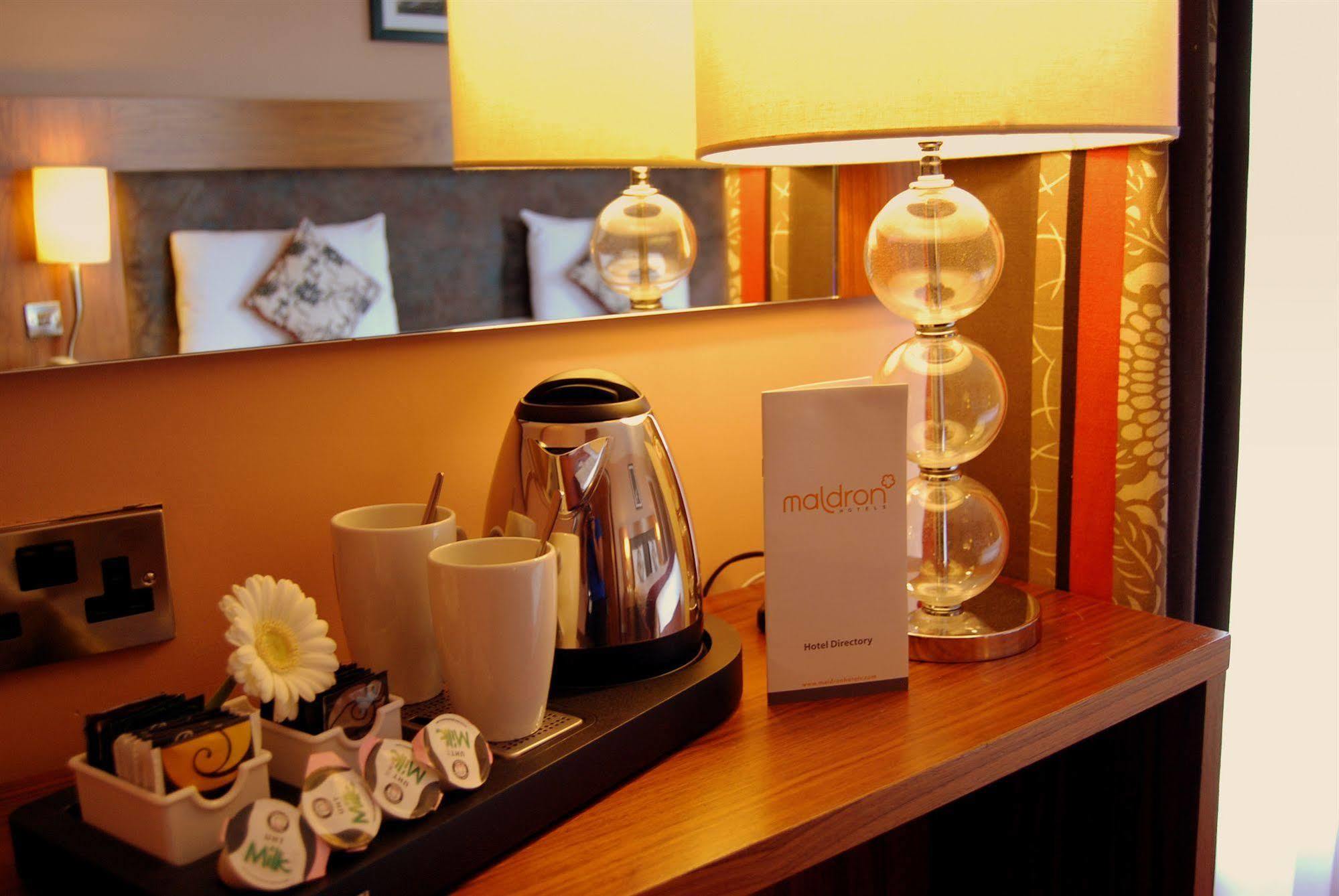 Maldron Hotel Parnell Square Dublin Bagian luar foto