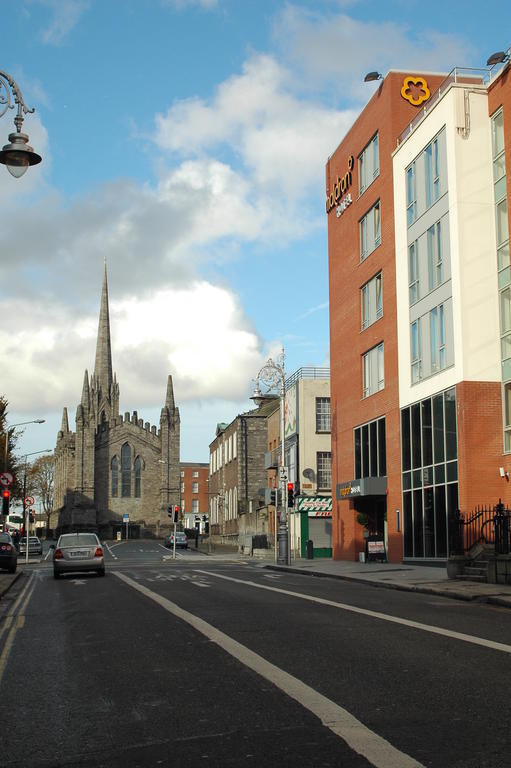 Maldron Hotel Parnell Square Dublin Bagian luar foto